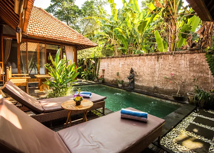 Naja Private Villa *